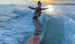 冲浪视频,捕捉海浪之上的激情与自由