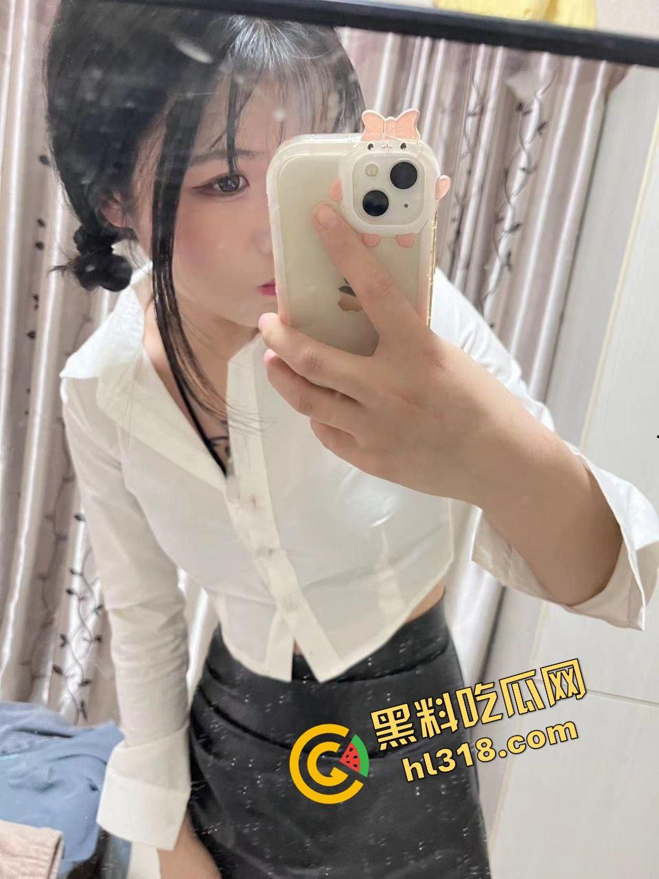 深圳全能业务哥住宅式租妻旅游火到全国，绿帽男亲定价出租老婆，内射人妻多P吃喝玩乐可包月可临时！-14