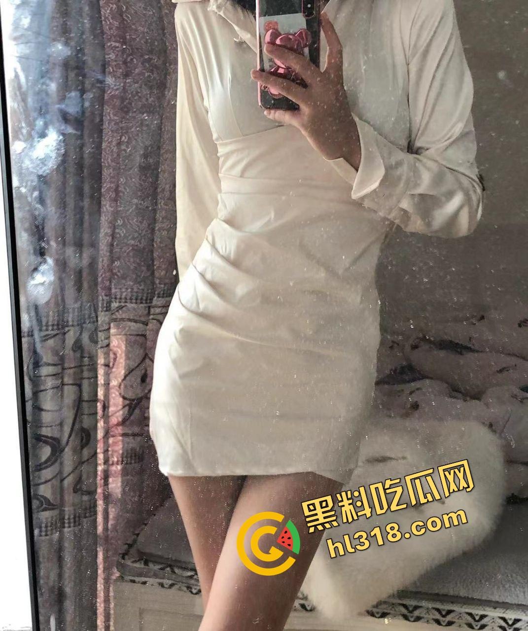 深圳全能业务哥住宅式租妻旅游火到全国，绿帽男亲定价出租老婆，内射人妻多P吃喝玩乐可包月可临时！-16